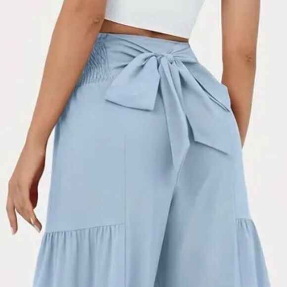 NWT Gorgeous Sz. L High Waisted Blue Tie Front/Back Wide Leg Flowy Tiered Pants - Picture 8 of 12